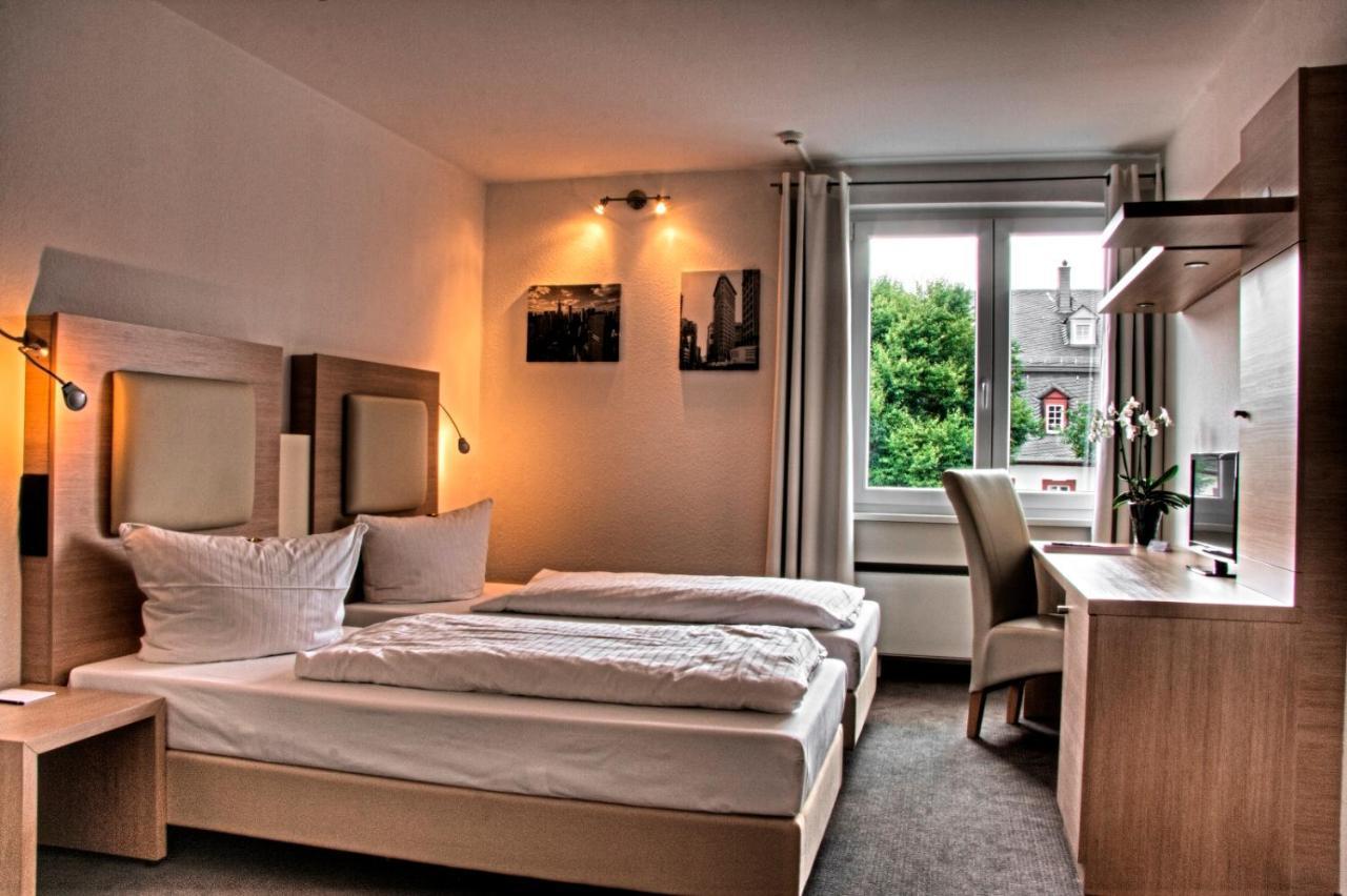 Hotel Bartmanns Haus ดิลเลนบวร์ก ภายนอก รูปภาพ